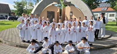 Tradicija u dječjim srcima