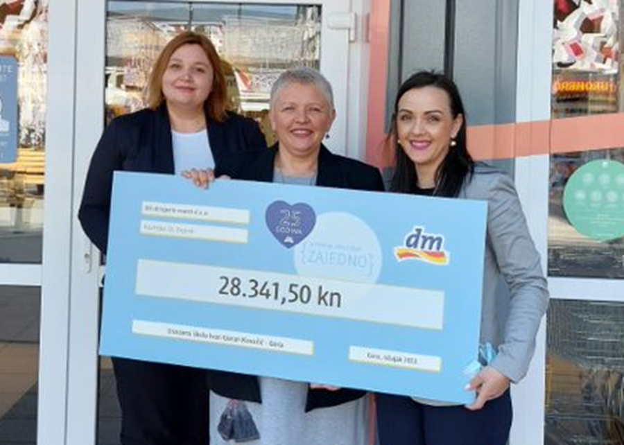dm Jedni za druge zajedno
